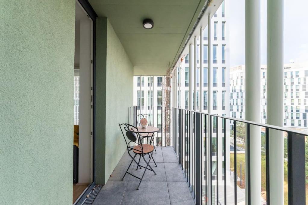 Smart Studio With Terrace By Hm Bécs Kültér fotó